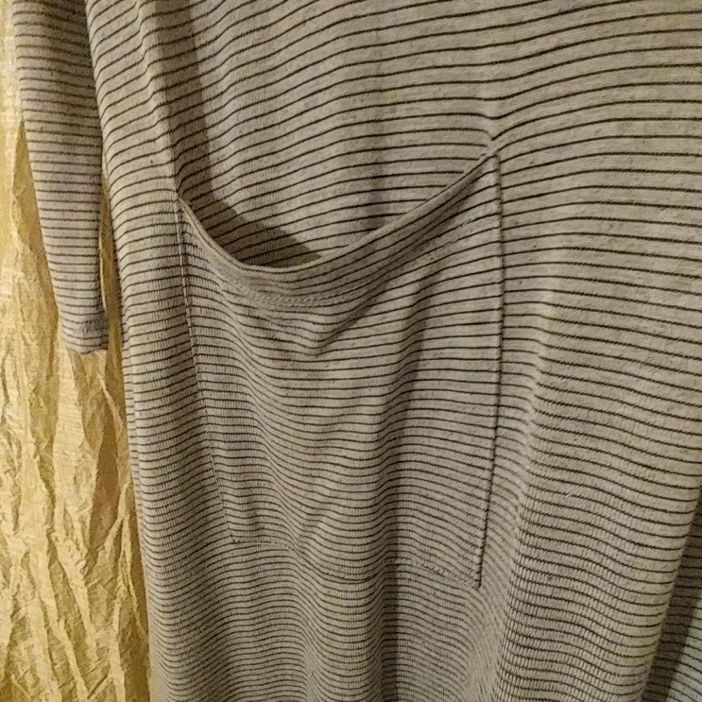 LuLaRoe Sarah - Picture 3 of 6